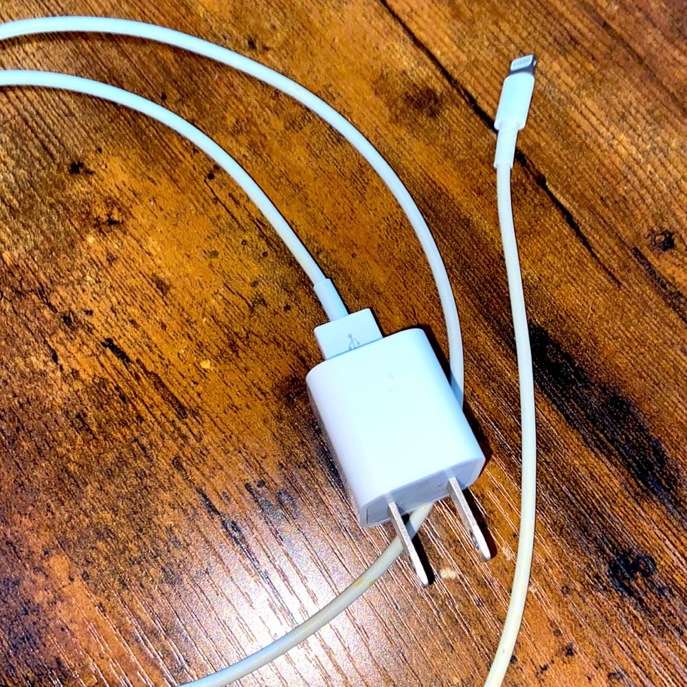 Apple Lightning Charger & USB adapter iPhone iPad